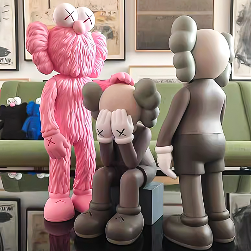 Tượng Kaws kích thước cuộc sống 4ft / 5ft để trang trí nhà